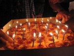 wow-that-birthday-cake-really-looks-like-pizza.jpg