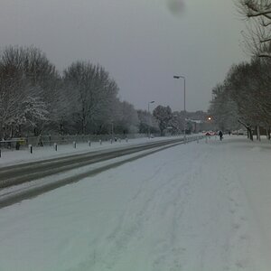 Milton Road, outside Hart Plain School