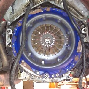 Old clutch coming out. spec Stage II clutch up can hold to 650hp