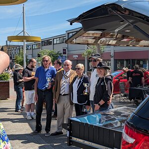 Waterlooville_Town_Centre_2024_075.jpg
