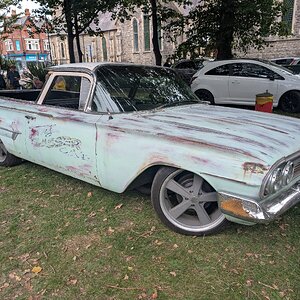 Worthing_Sunny_Sunday_2025_165.jpg