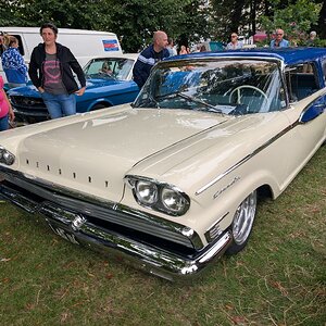 Worthing_Sunny_Sunday_2025_118.jpg