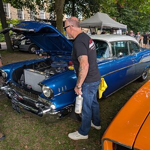 Worthing_Sunny_Sunday_2025_071.jpg