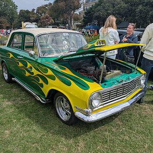 Worthing_Sunny_Sunday_2025_020.jpg