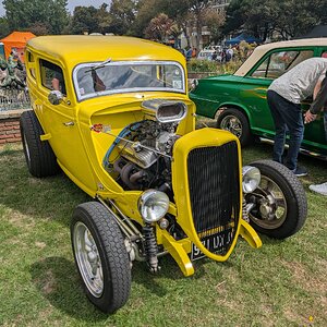 Worthing_Sunny_Sunday_2025_019.jpg