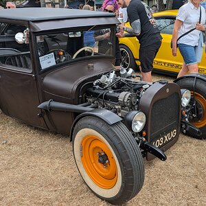 Worhing_Sunny_Sunday_2026_105.jpg