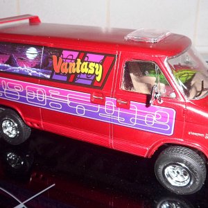 Chevrolet "Vantasy" custom van