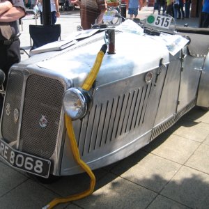 Car made by Raleigh, very rare. The designer went on to Reliant