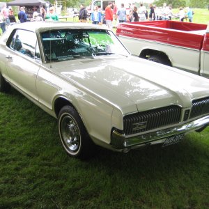 275