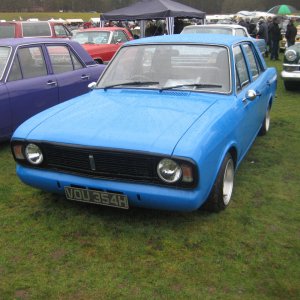 100