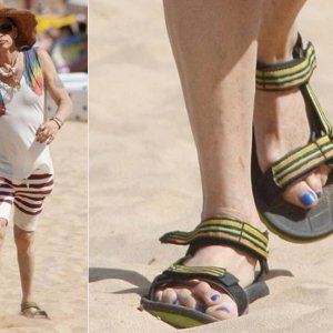glad to see steven tyler is getting out
