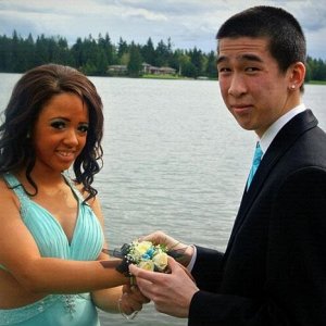 corsage concealer