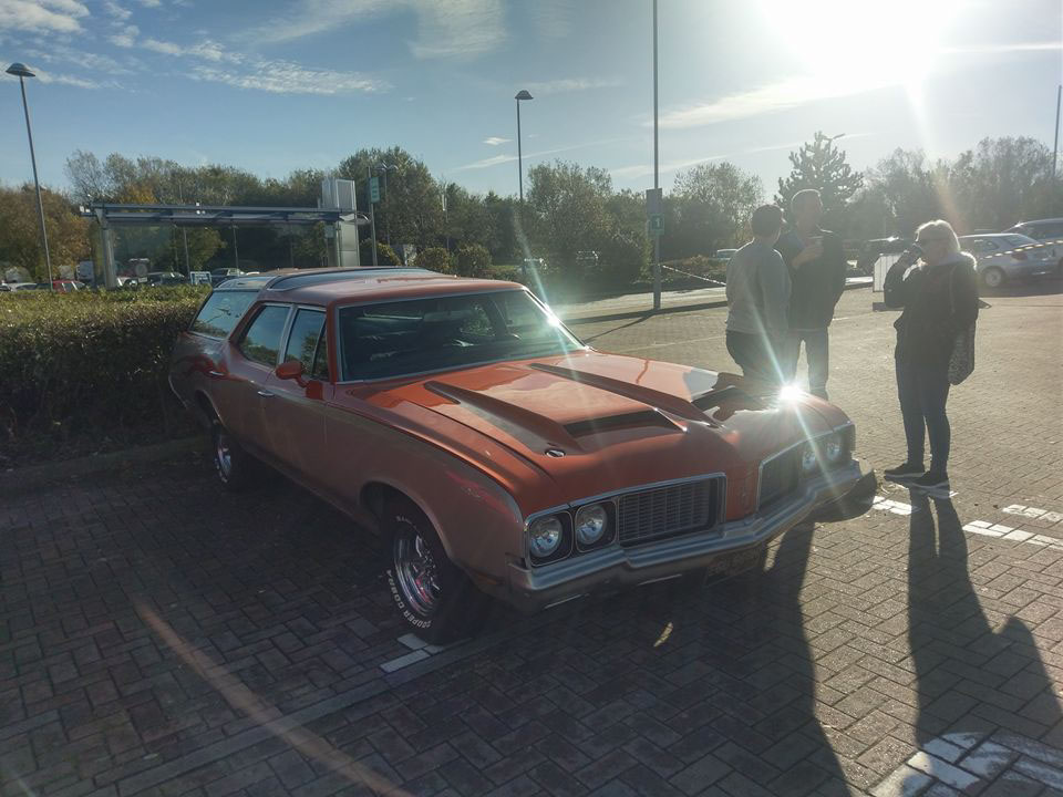 096