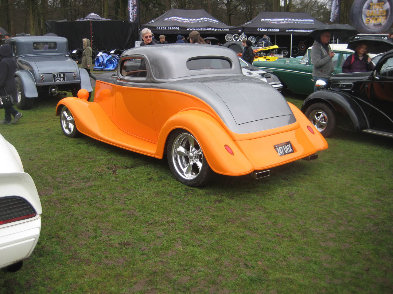 125