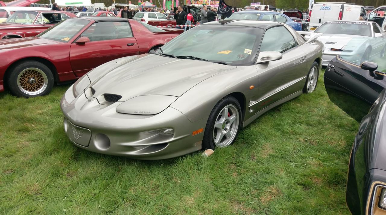 302