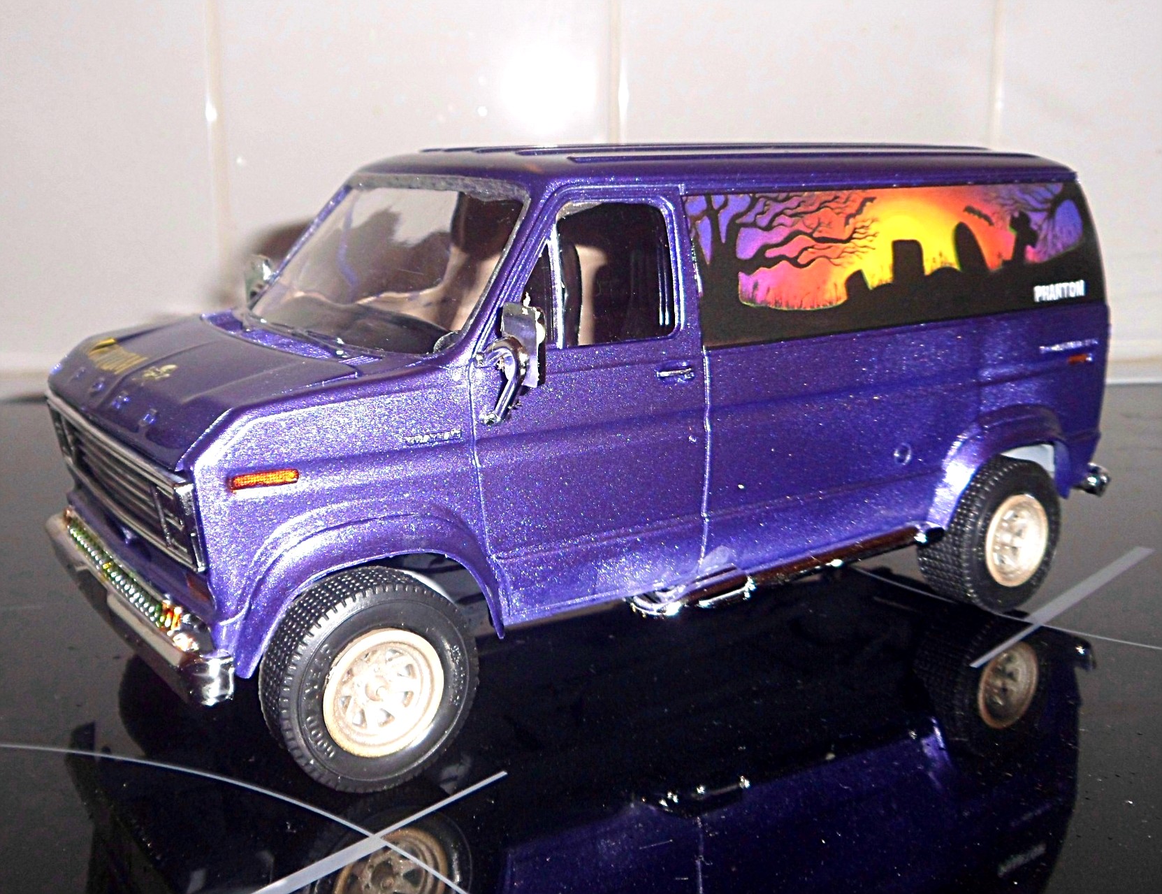 Ford &quot;Phantom&quot; custom van