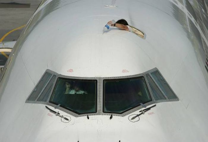 good thing the hatch is in a convenient spot