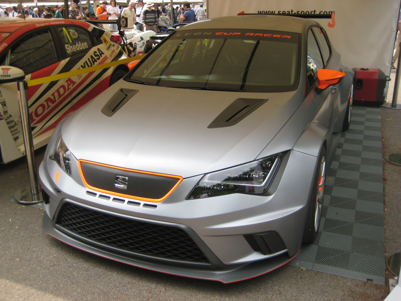 Goodwood FOS 072