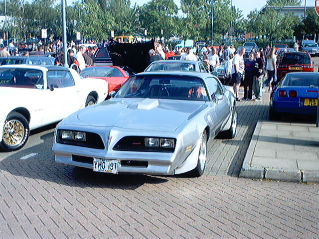 gu20010603 003