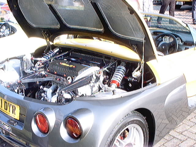 gu20010603 029