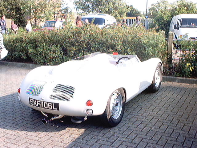 gu20010603 032