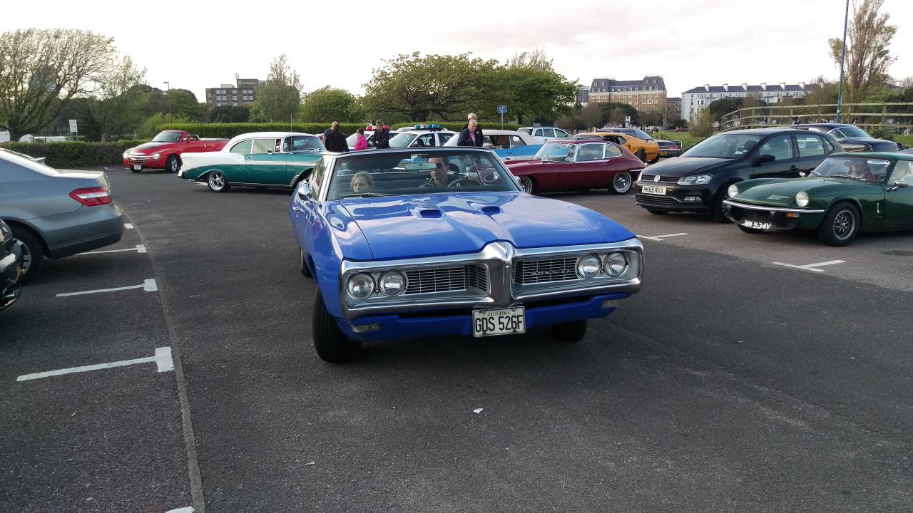 IMAG2083