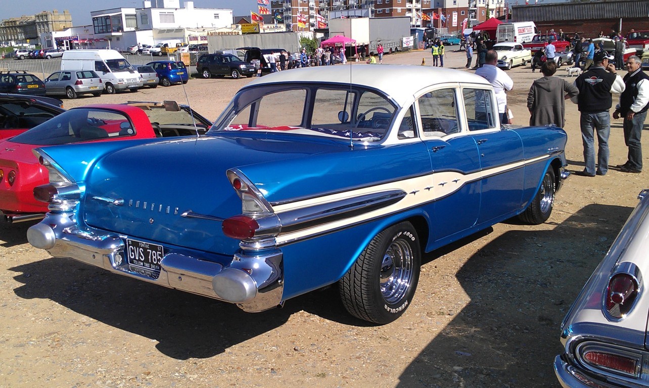 Pontiac Starcheif owned by Pete Barnes
