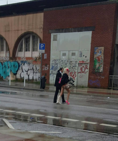 pretty sure we saw this in a david lynch film once