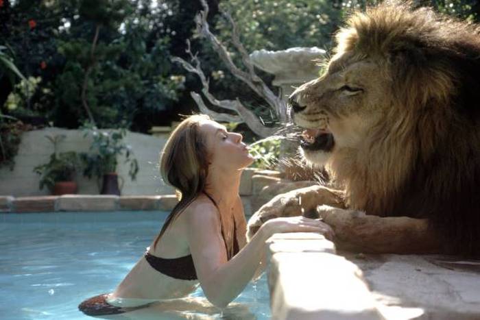she didn t think it was funny when the lion did it back to her