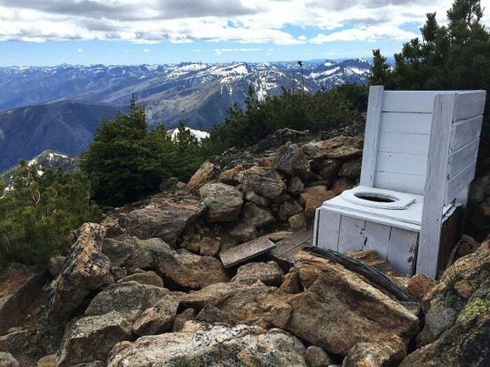 the fresh mountain air helps ya stay regular