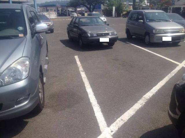 this guy just seems like a shy parker stick it in all the way