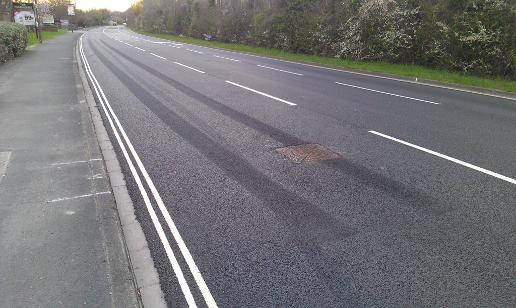 Tyre marks left by Tony's twin turbo capri