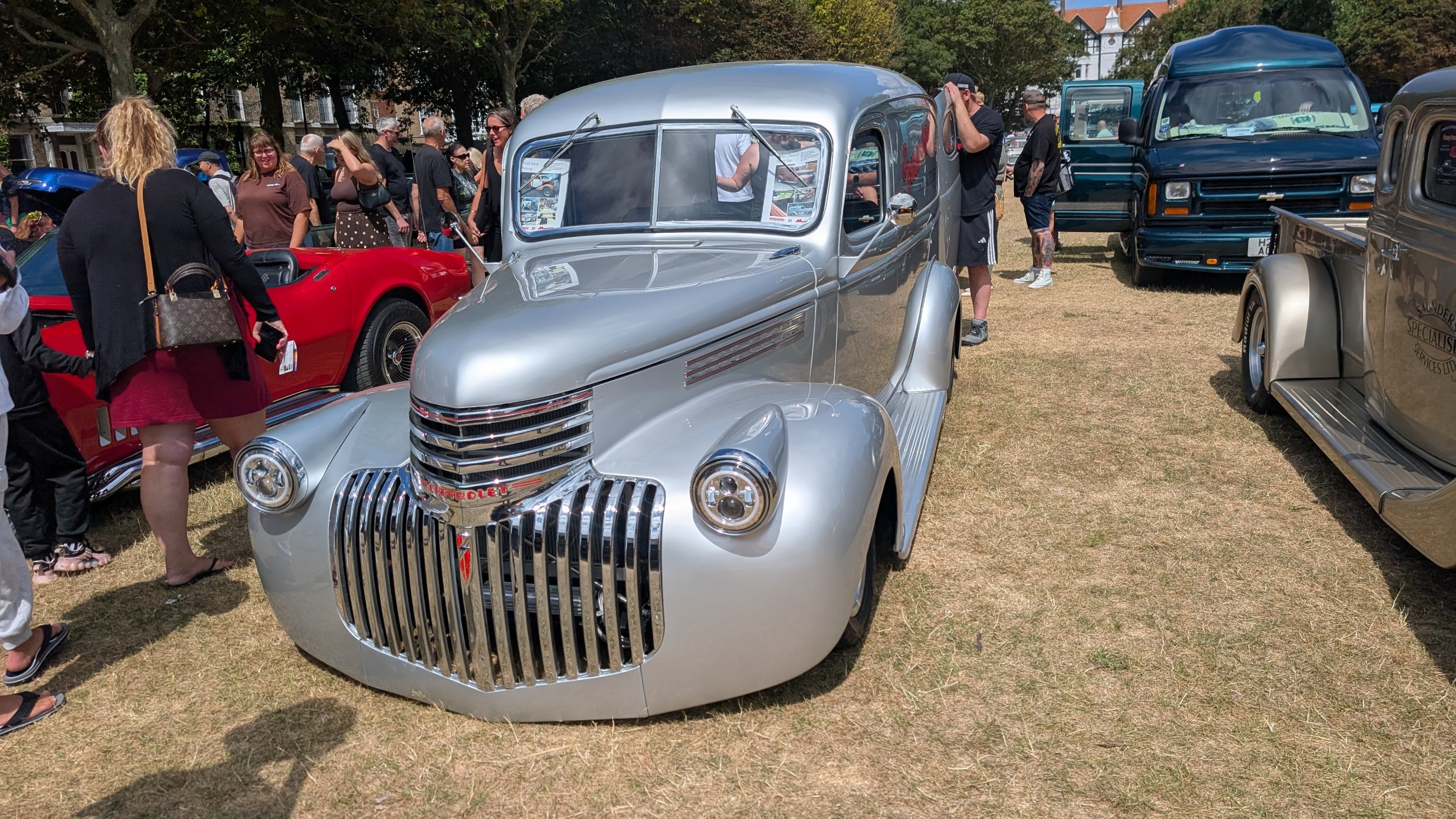 Worhing_Sunny_Sunday_2026_168.jpg