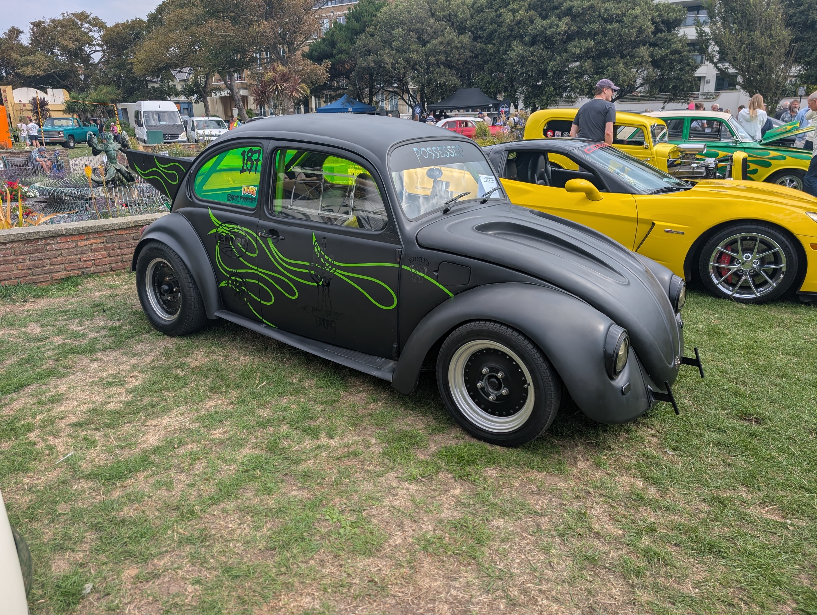 Worthing_Sunny_Sunday_2025_016.jpg