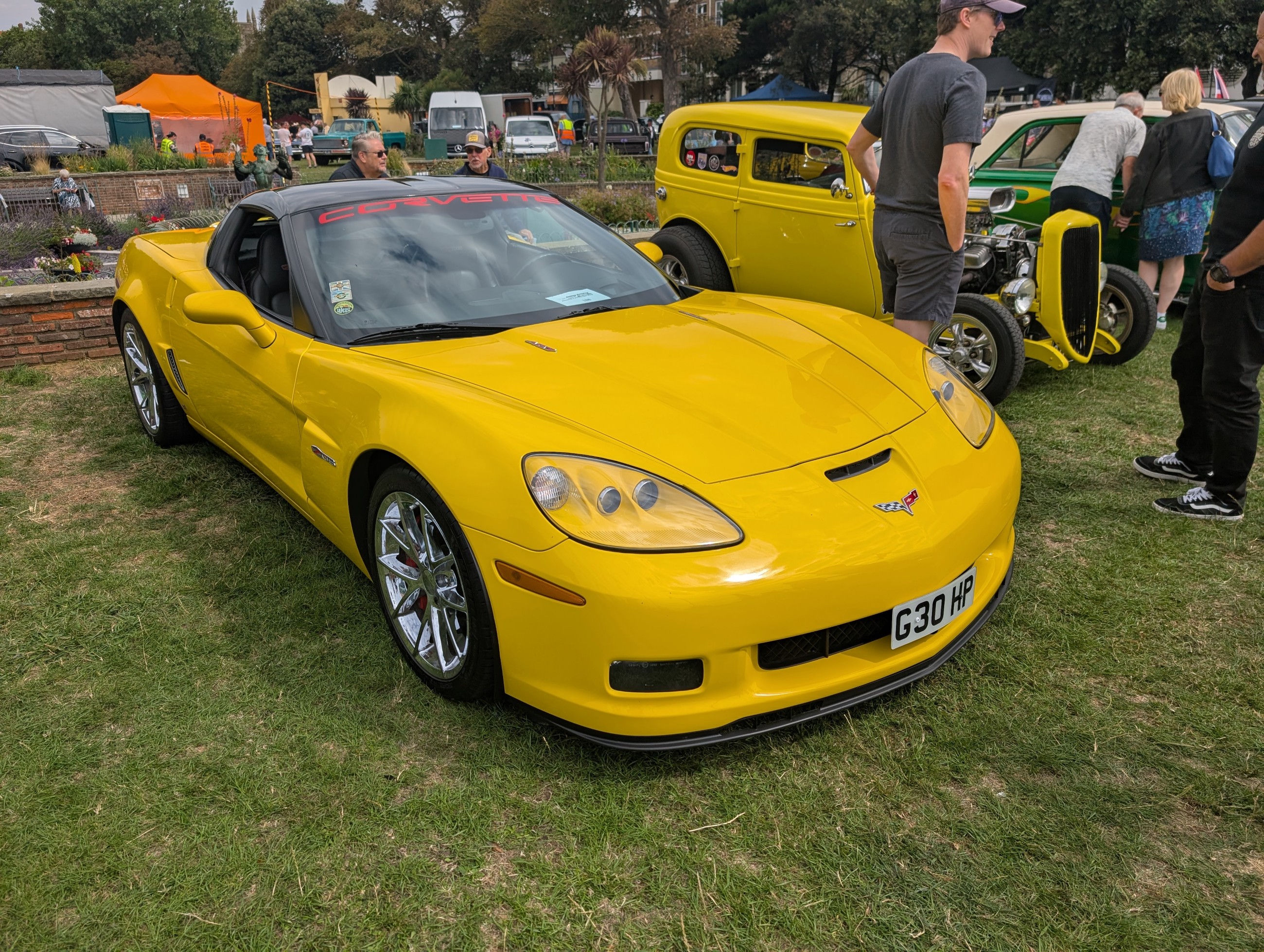 Worthing_Sunny_Sunday_2025_017.jpg