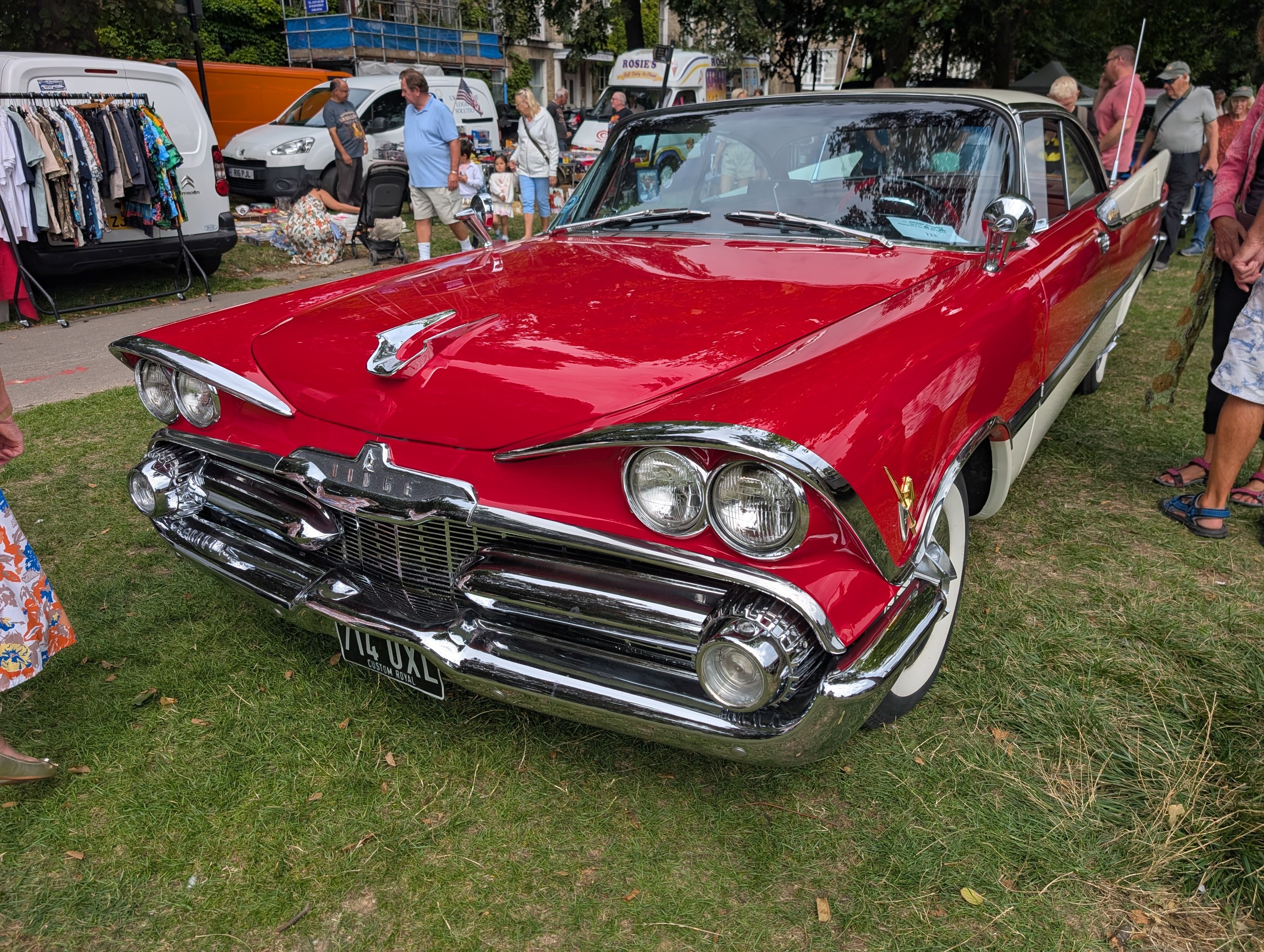 Worthing_Sunny_Sunday_2025_046.jpg