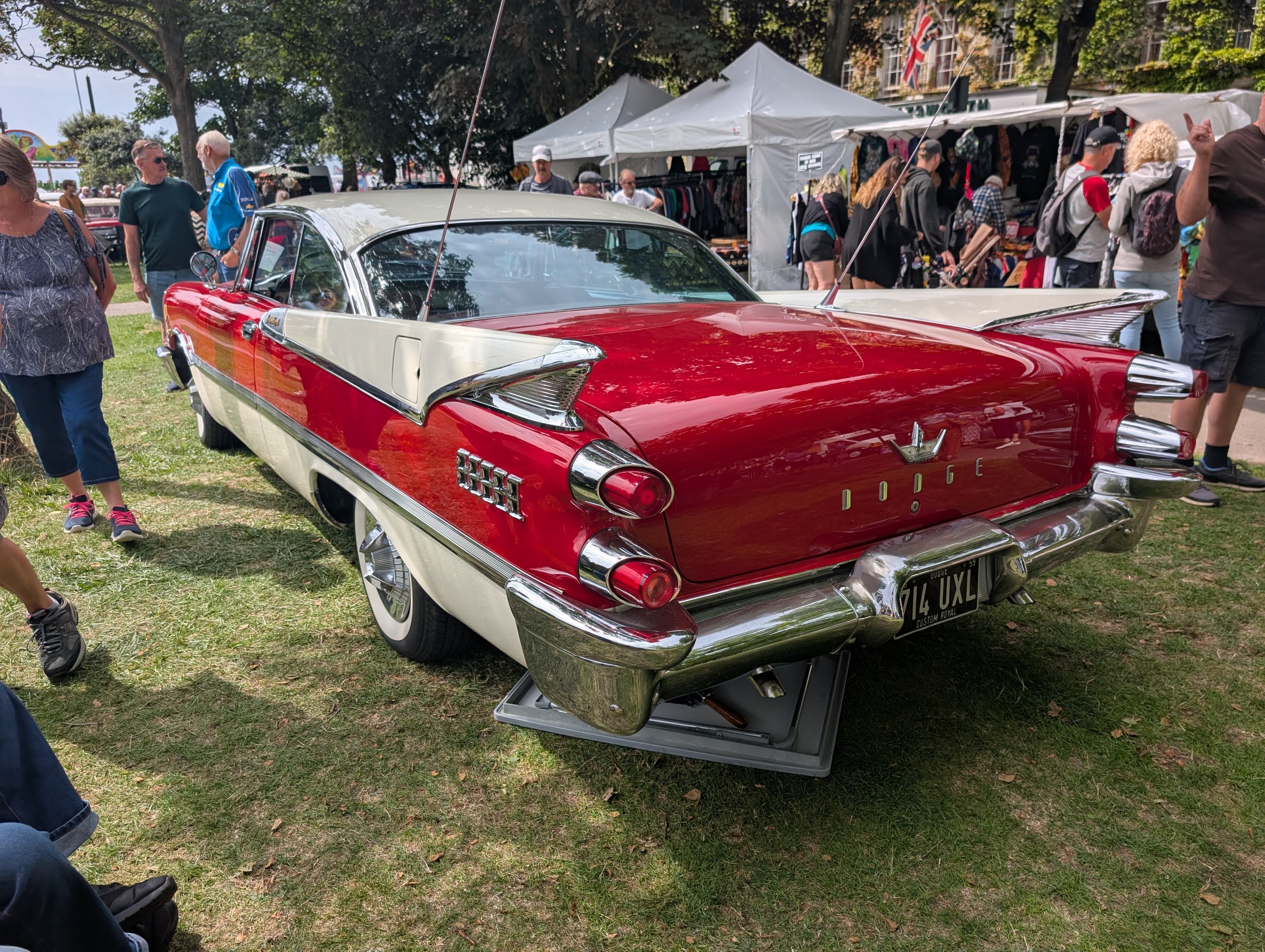Worthing_Sunny_Sunday_2025_047.jpg