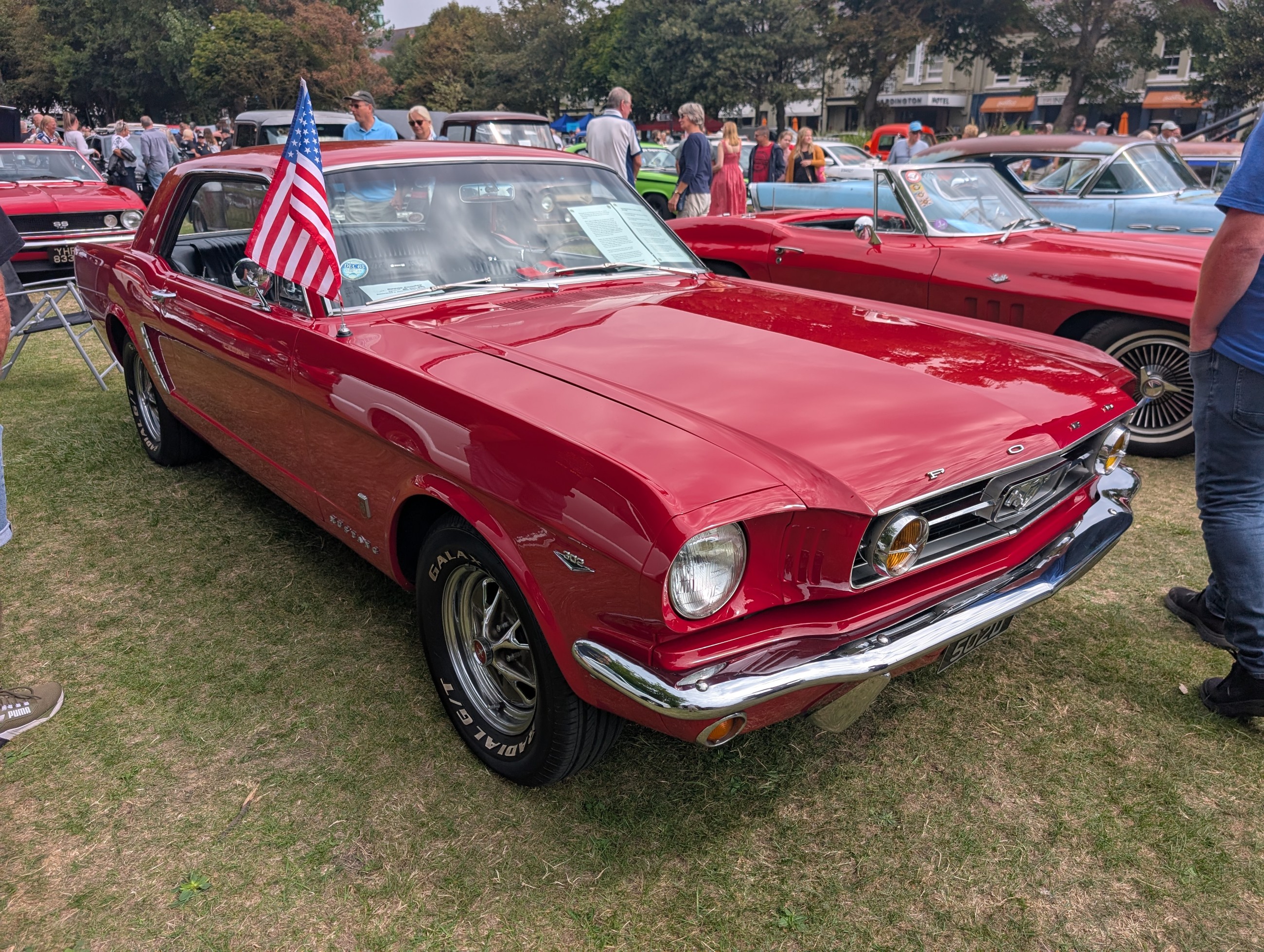 Worthing_Sunny_Sunday_2025_051.jpg