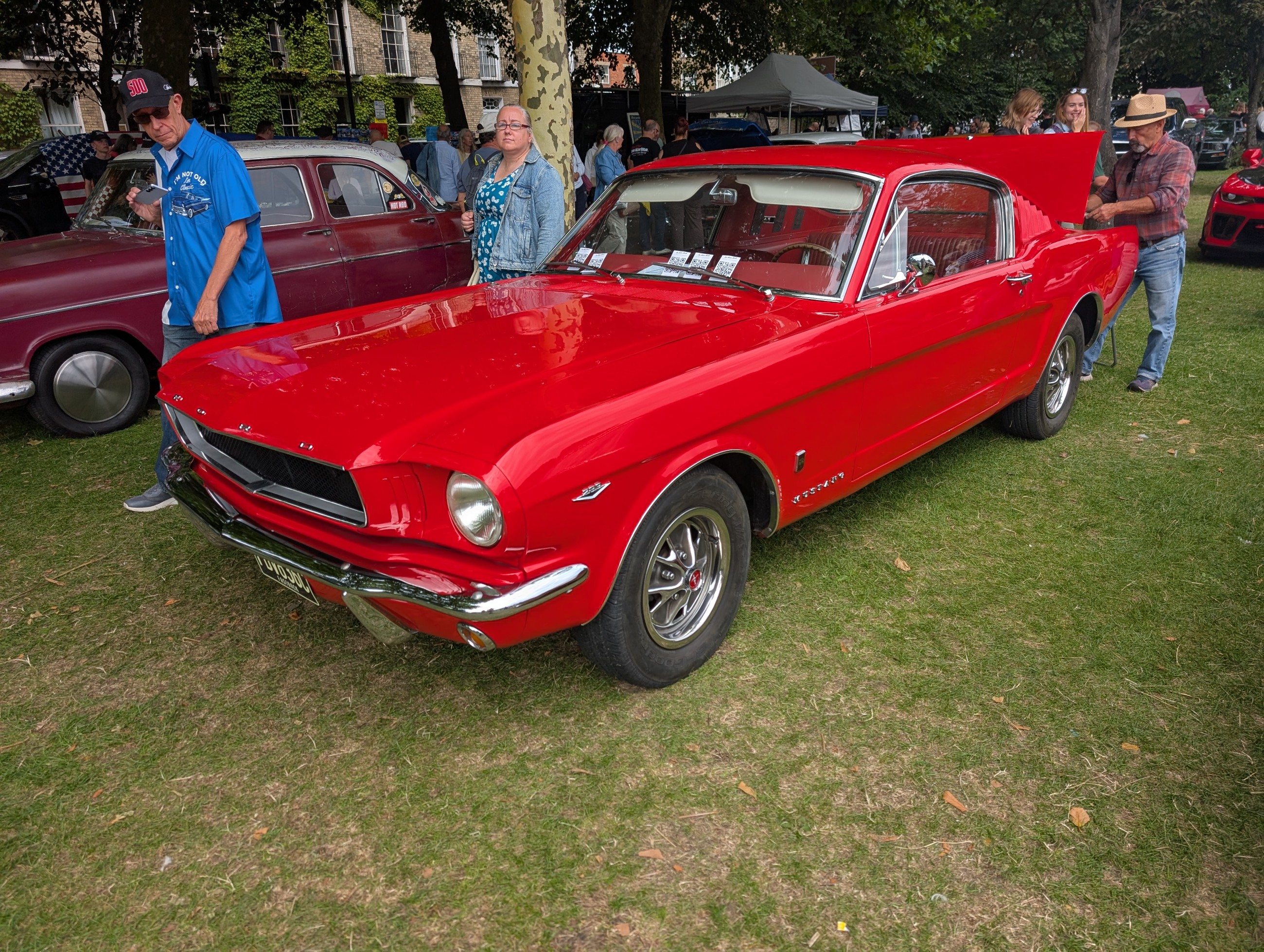 Worthing_Sunny_Sunday_2025_068.jpg