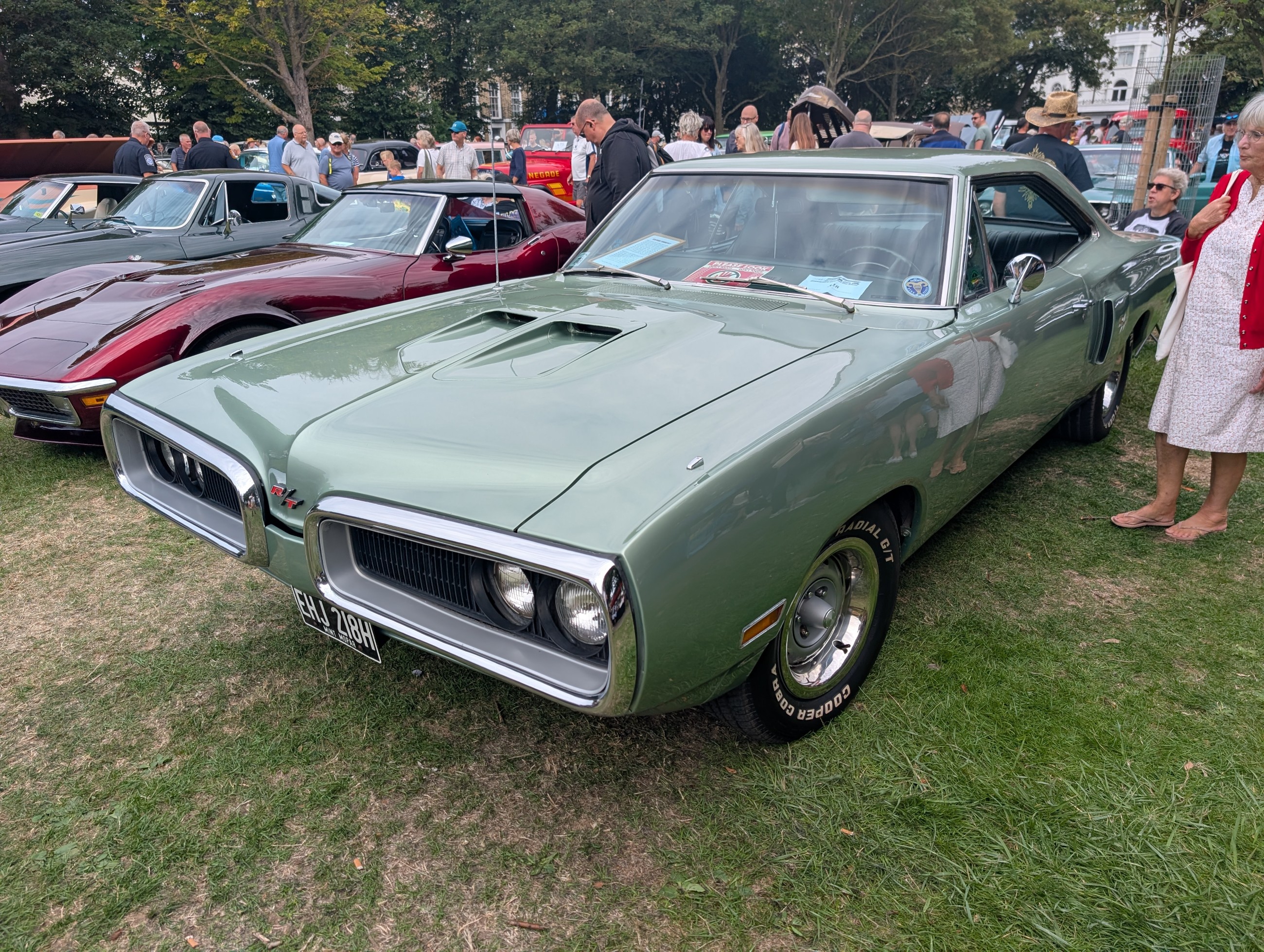 Worthing_Sunny_Sunday_2025_082.jpg