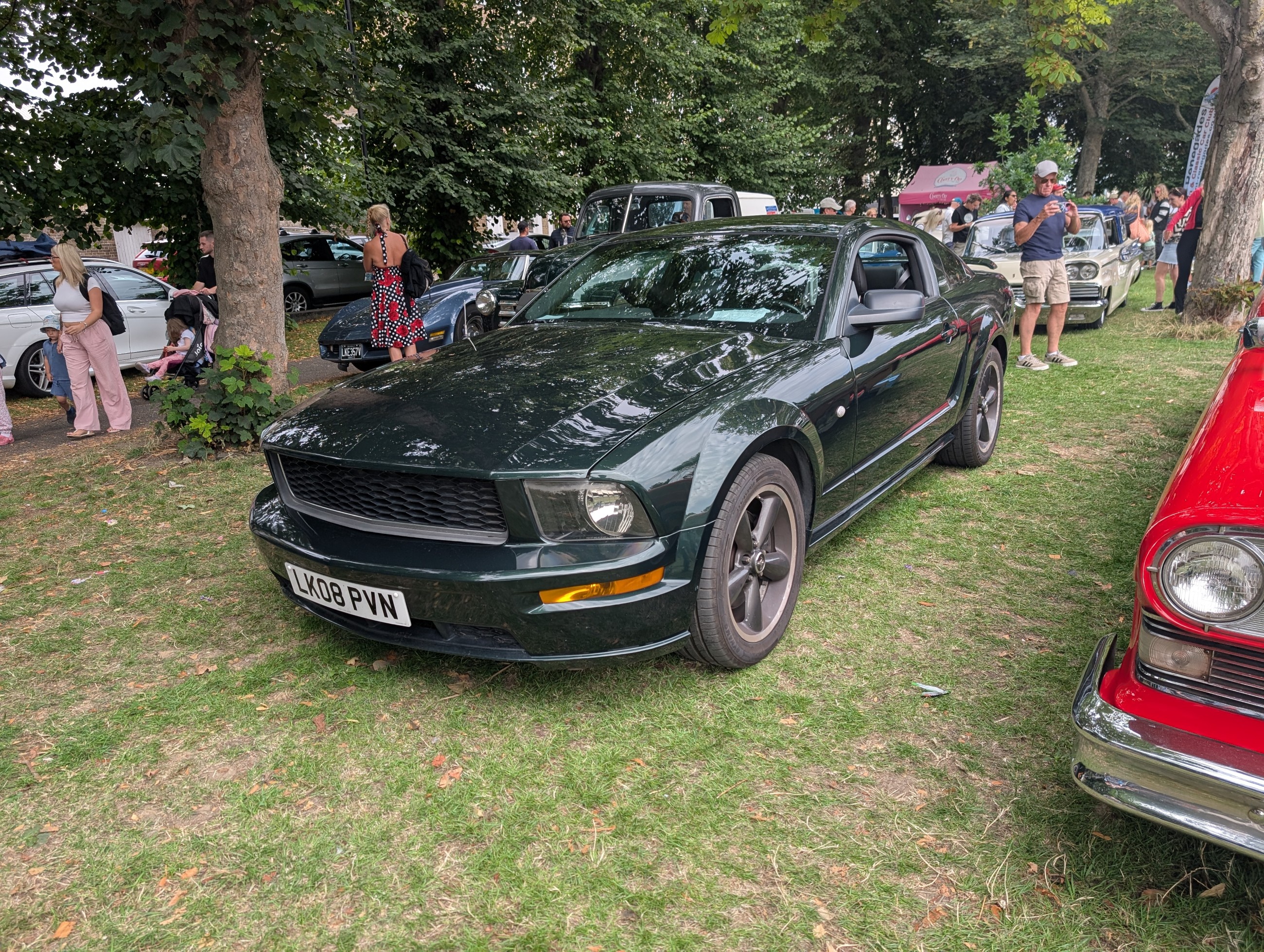 Worthing_Sunny_Sunday_2025_096.jpg