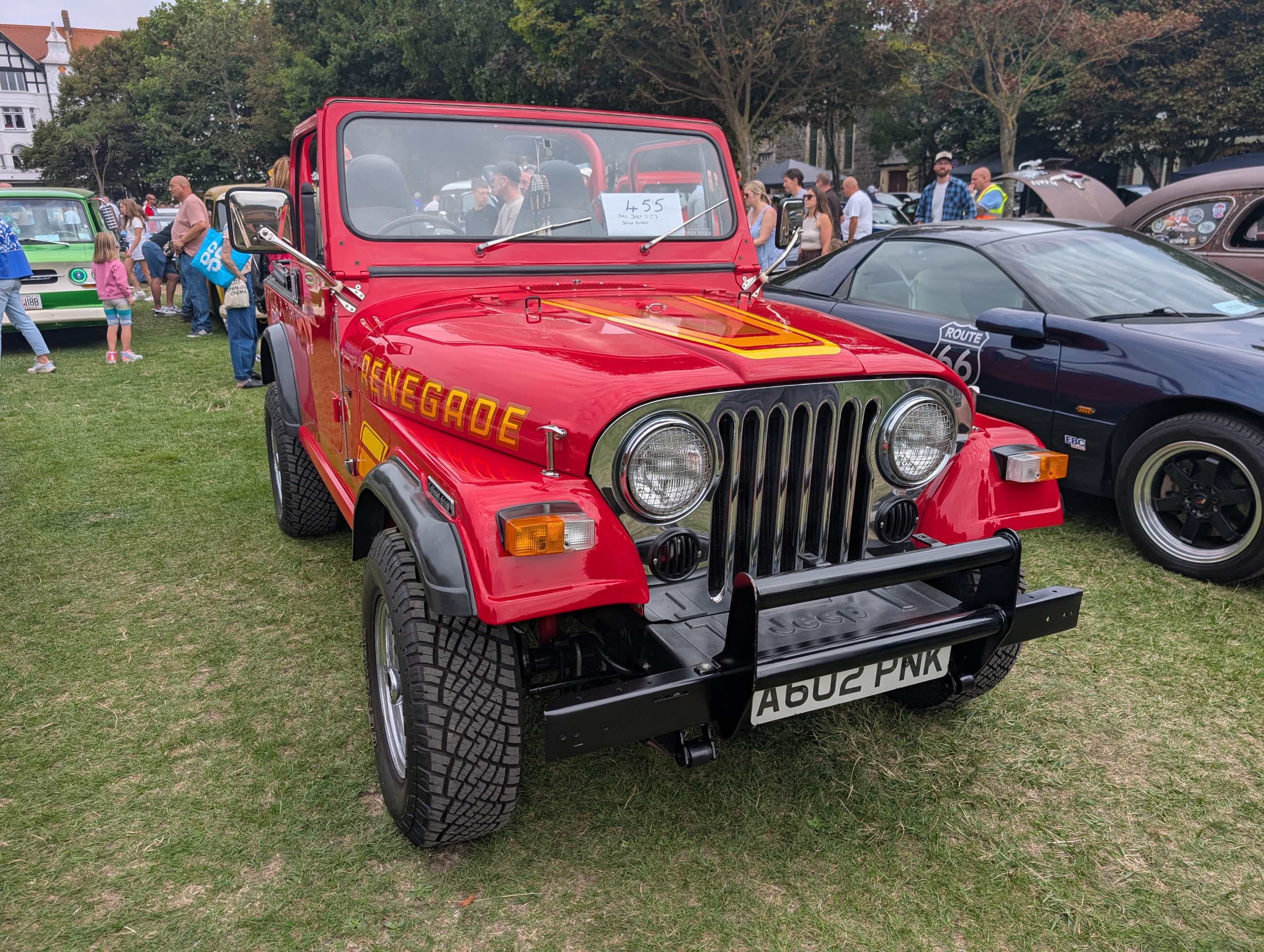 Worthing_Sunny_Sunday_2025_103.jpg