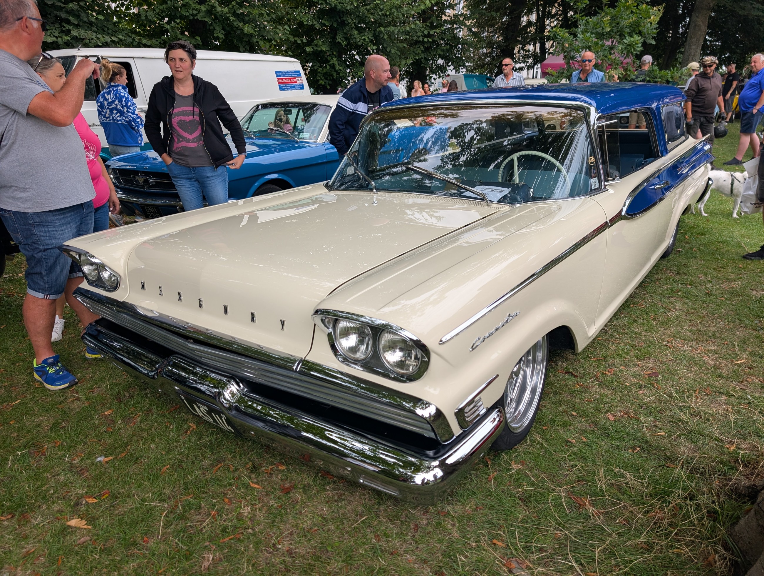 Worthing_Sunny_Sunday_2025_118.jpg