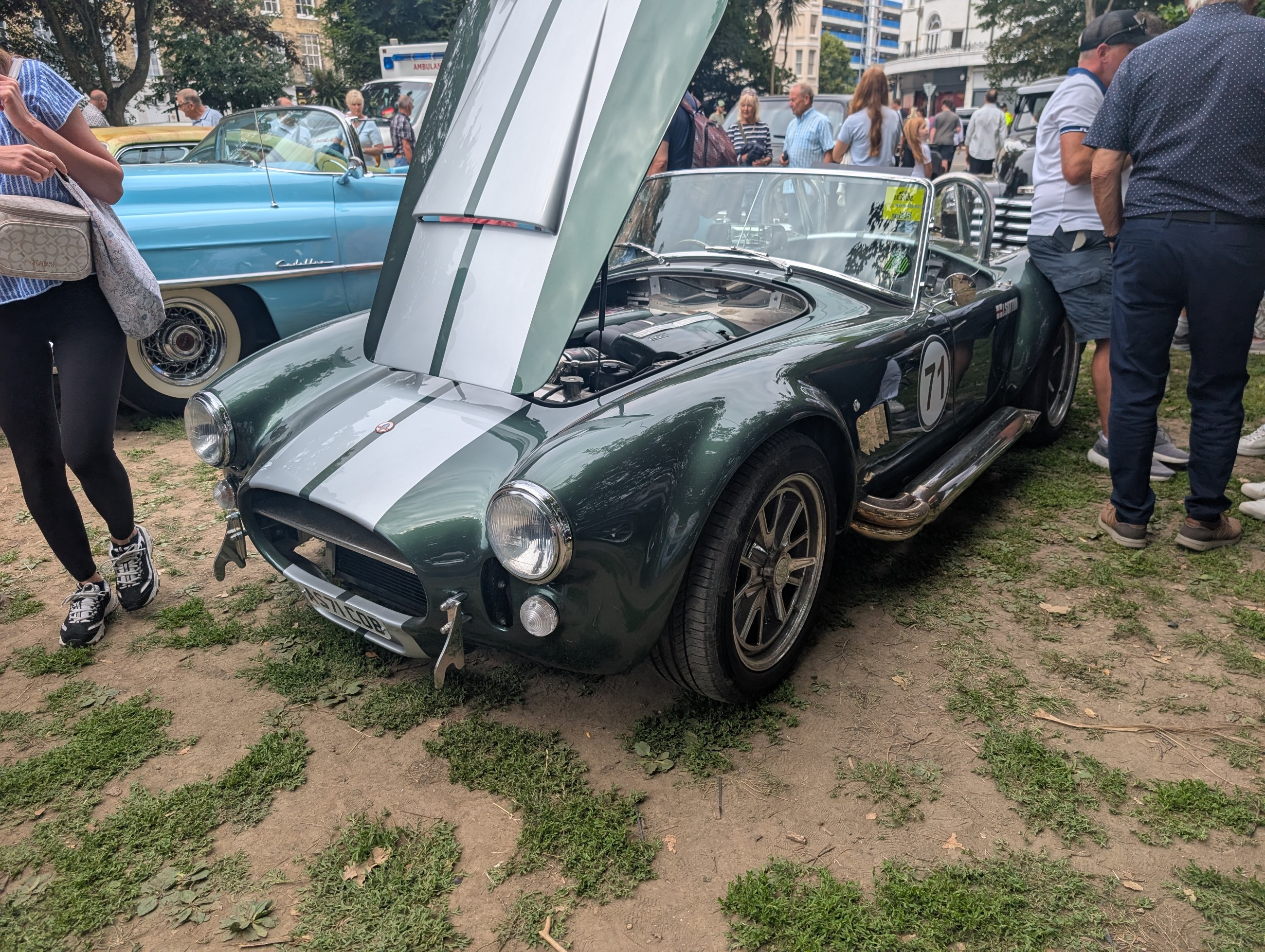 Worthing_Sunny_Sunday_2025_168.jpg